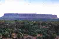 Mt.Conner ca. 200km vom Uluru entfernt